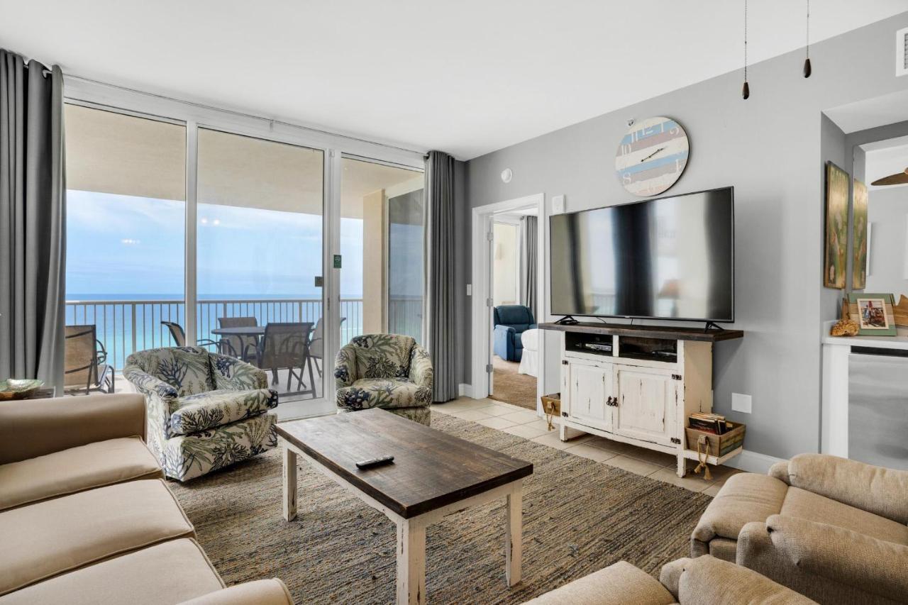 Majestic Towers 2-909 Apartment