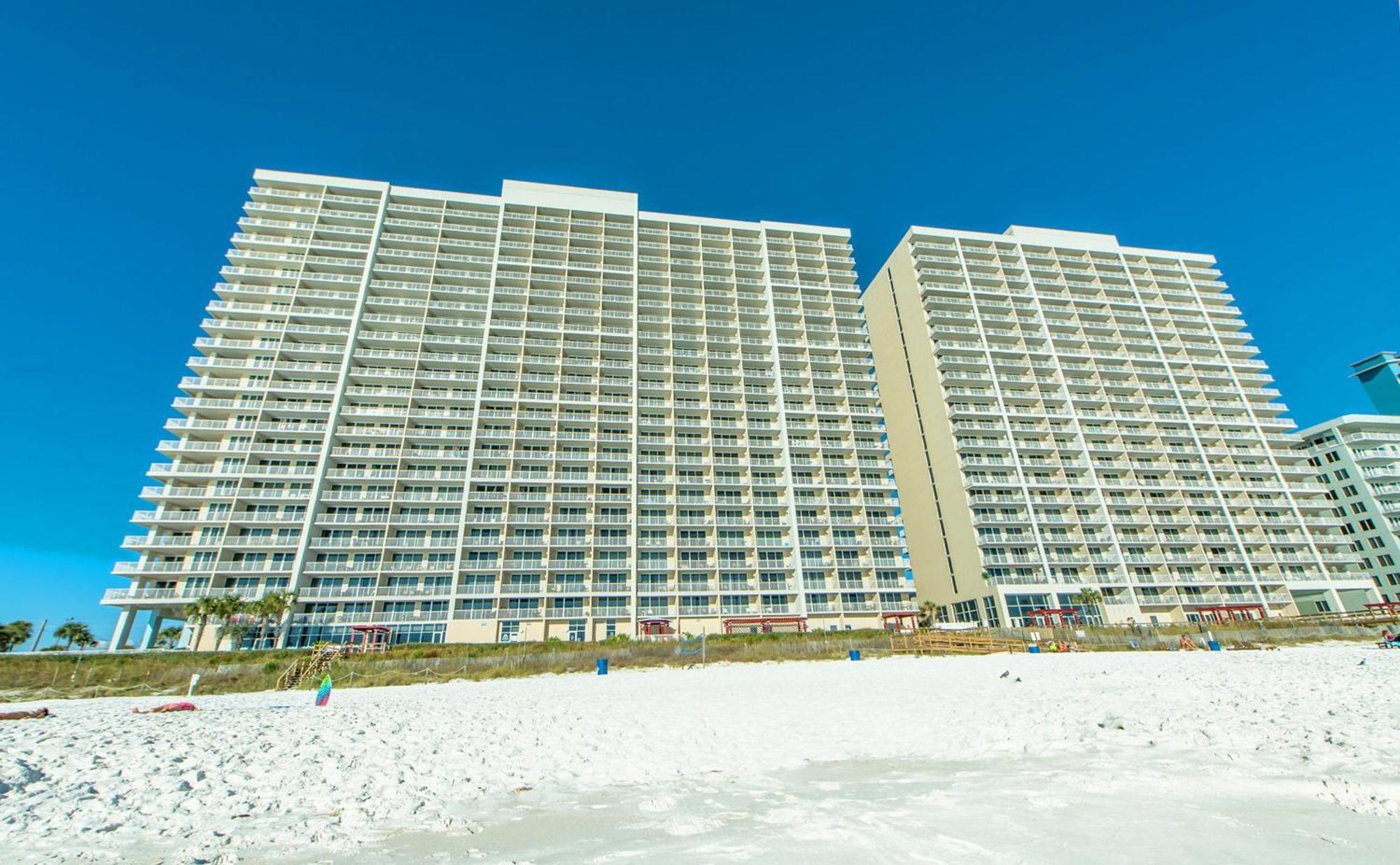 Majestic Towers 2-909