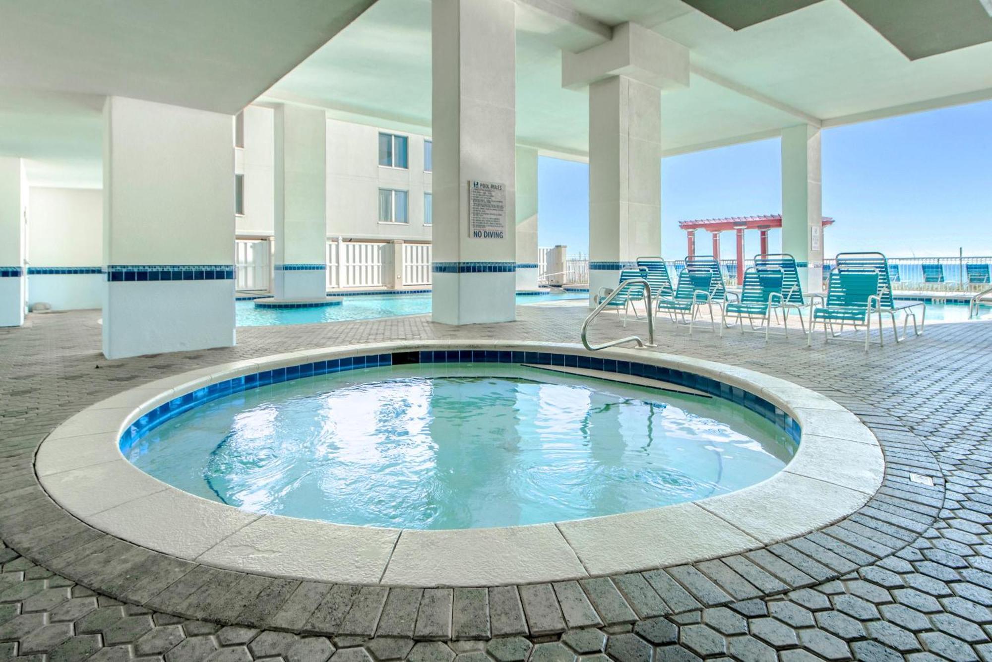 Apartment Majestic Towers 2-909